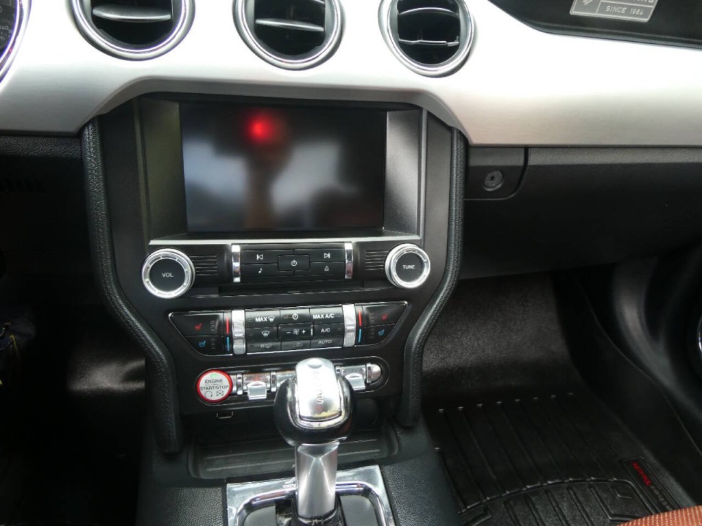 2015 Ford Mustang Image 14