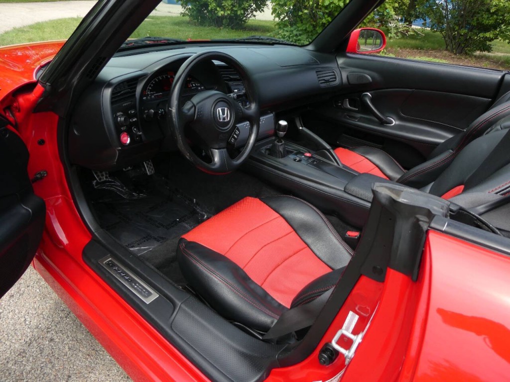 2006 Honda S2000 Image 13