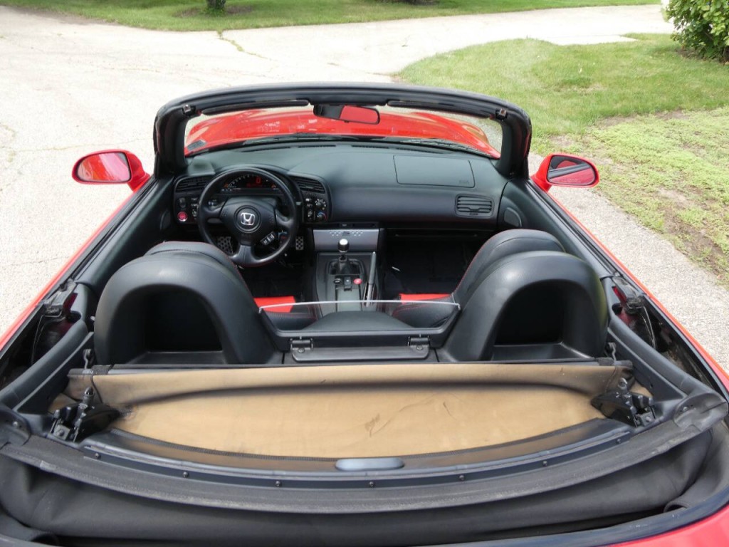 2006 Honda S2000 Image 16