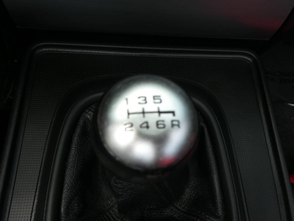 2006 Honda S2000 Image 23