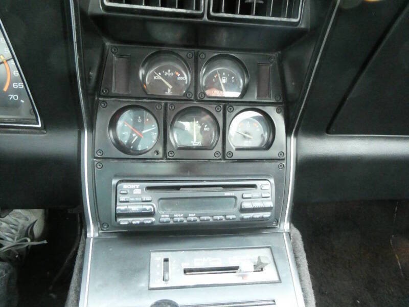 1978 Chevrolet Corvette Image 12