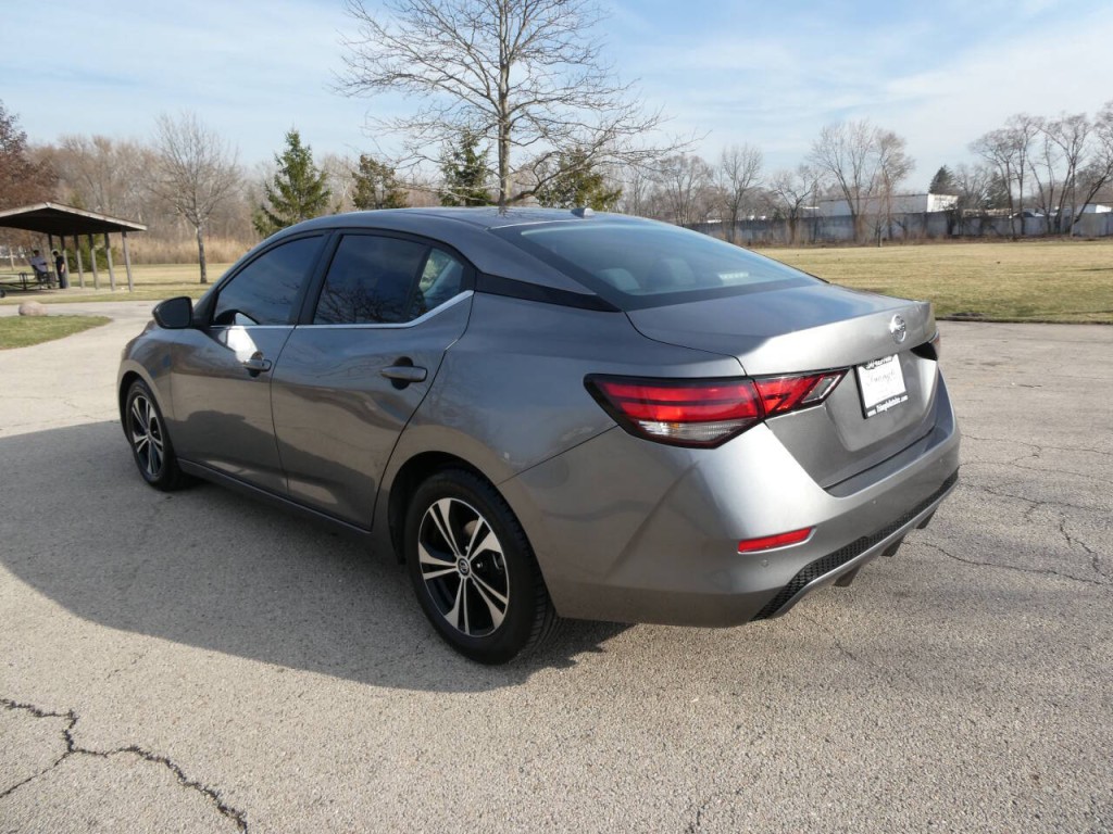 2021 Nissan Sentra Image 7