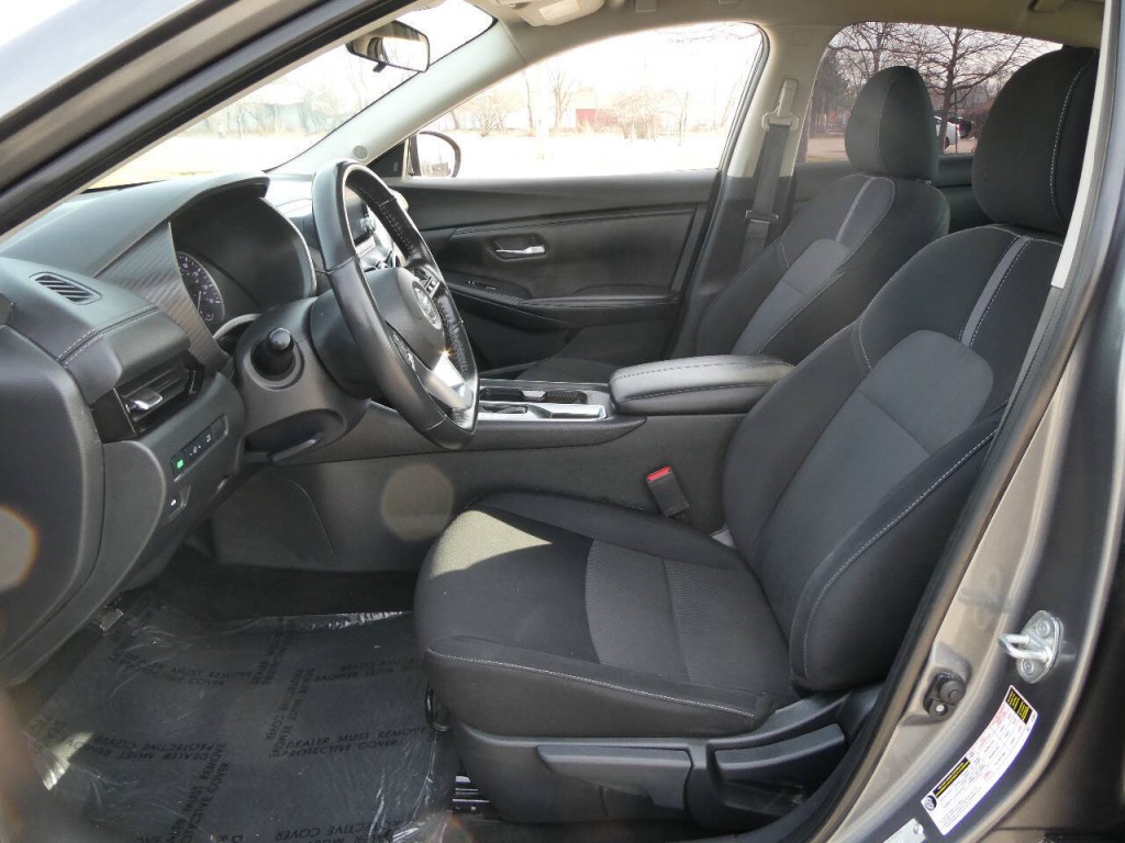2021 Nissan Sentra Image 9