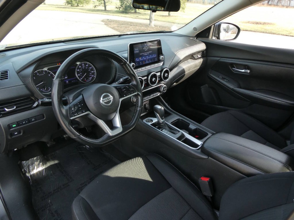 2021 Nissan Sentra Image 10