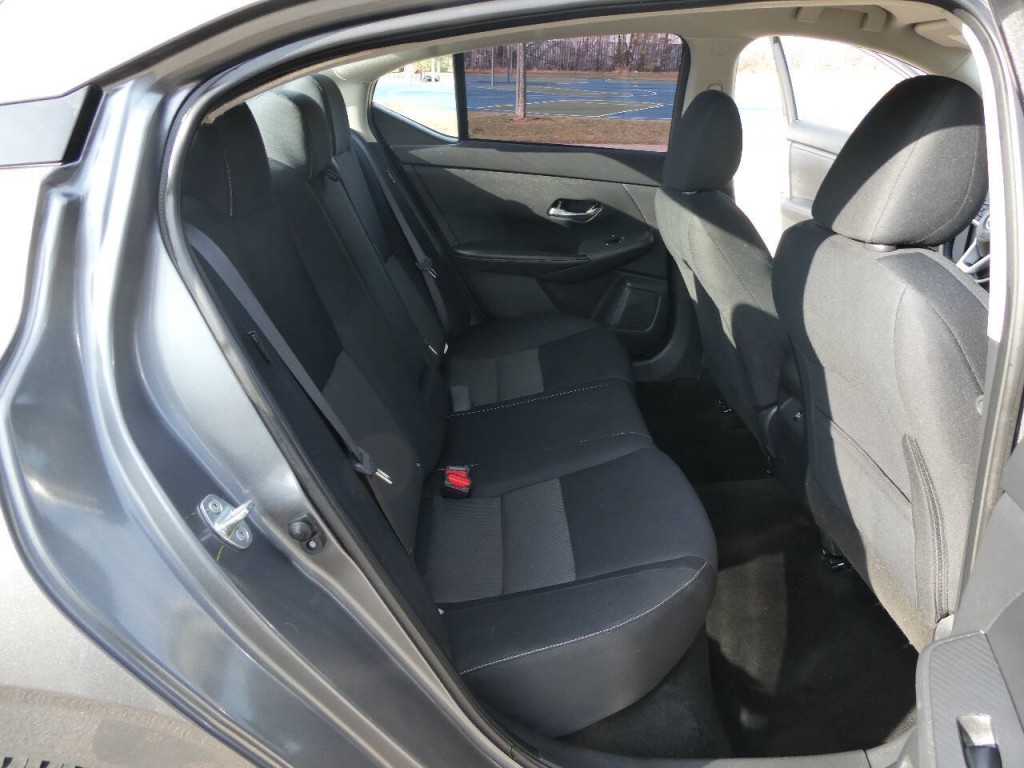 2021 Nissan Sentra Image 26
