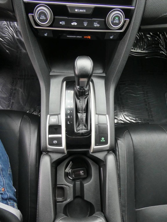 2016 Honda Civic Image 21