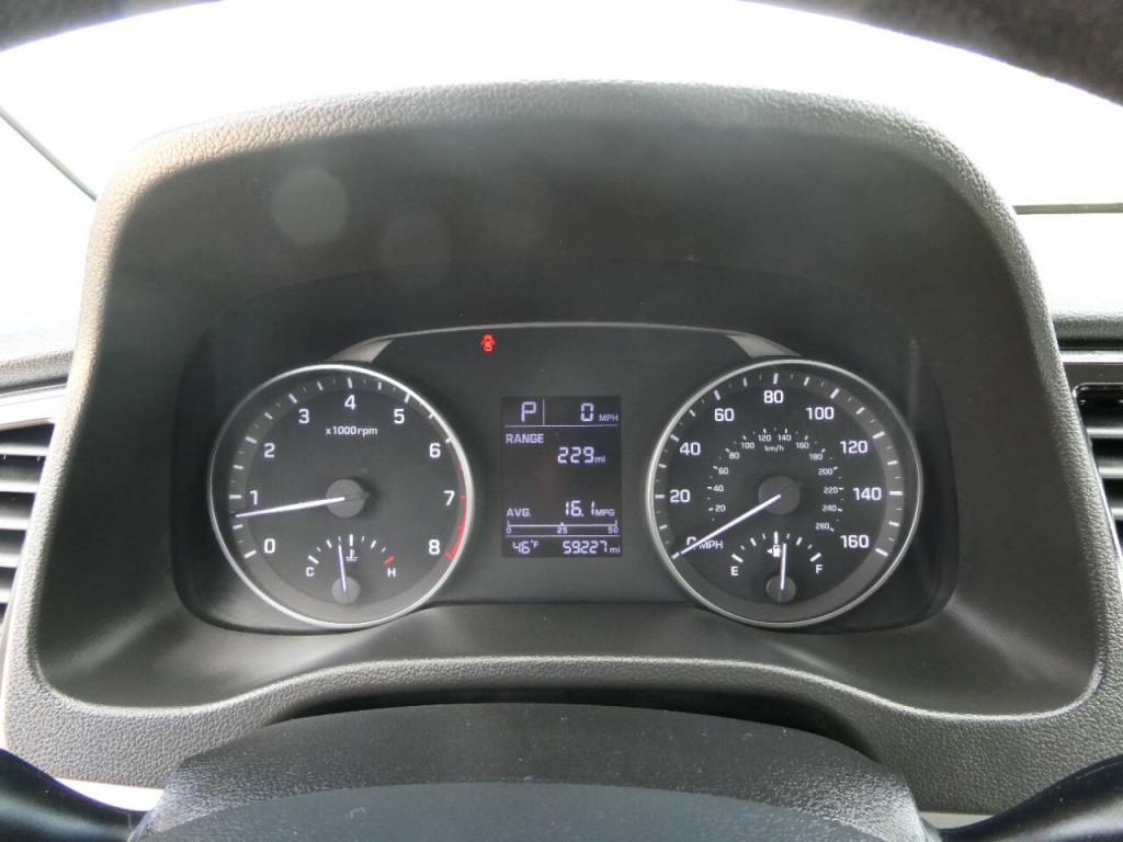 2017 Hyundai Elantra Image 14