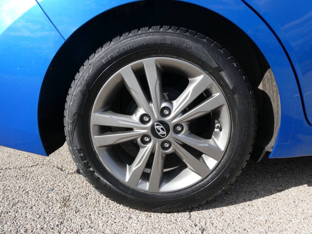 2017 Hyundai Elantra Image 29