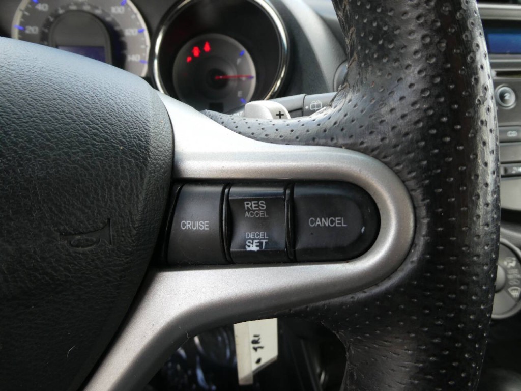 2013 Honda Fit Image 13