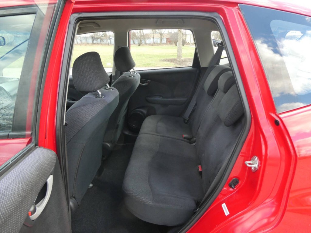2013 Honda Fit Image 23
