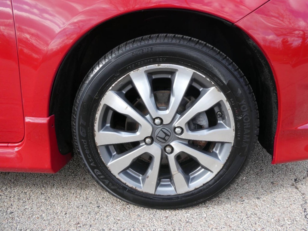 2013 Honda Fit Image 30