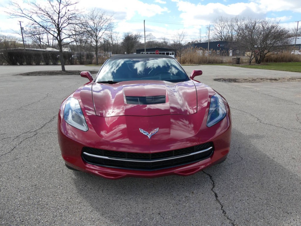 2014 Chevrolet Corvette Image 2