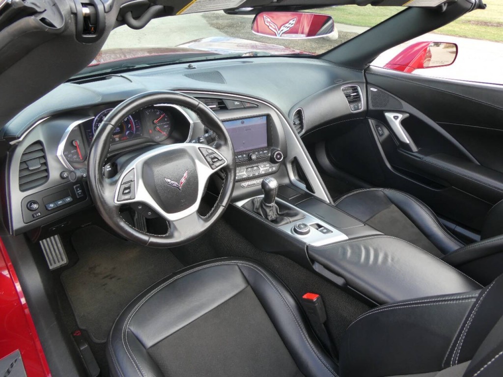 2014 Chevrolet Corvette Image 19