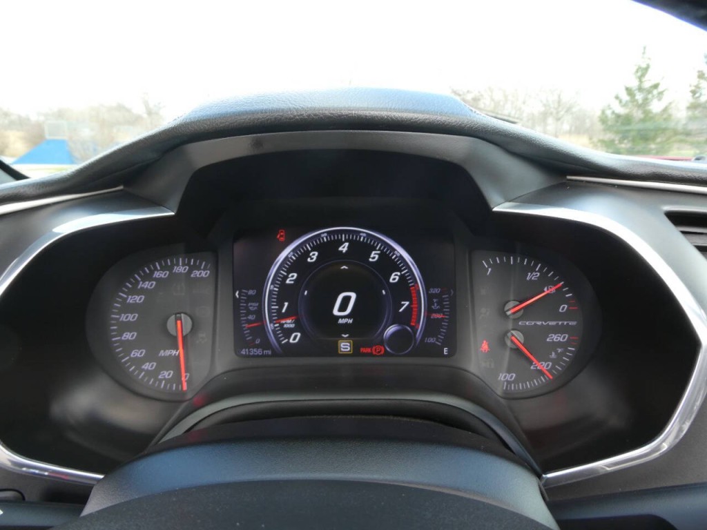 2014 Chevrolet Corvette Image 25