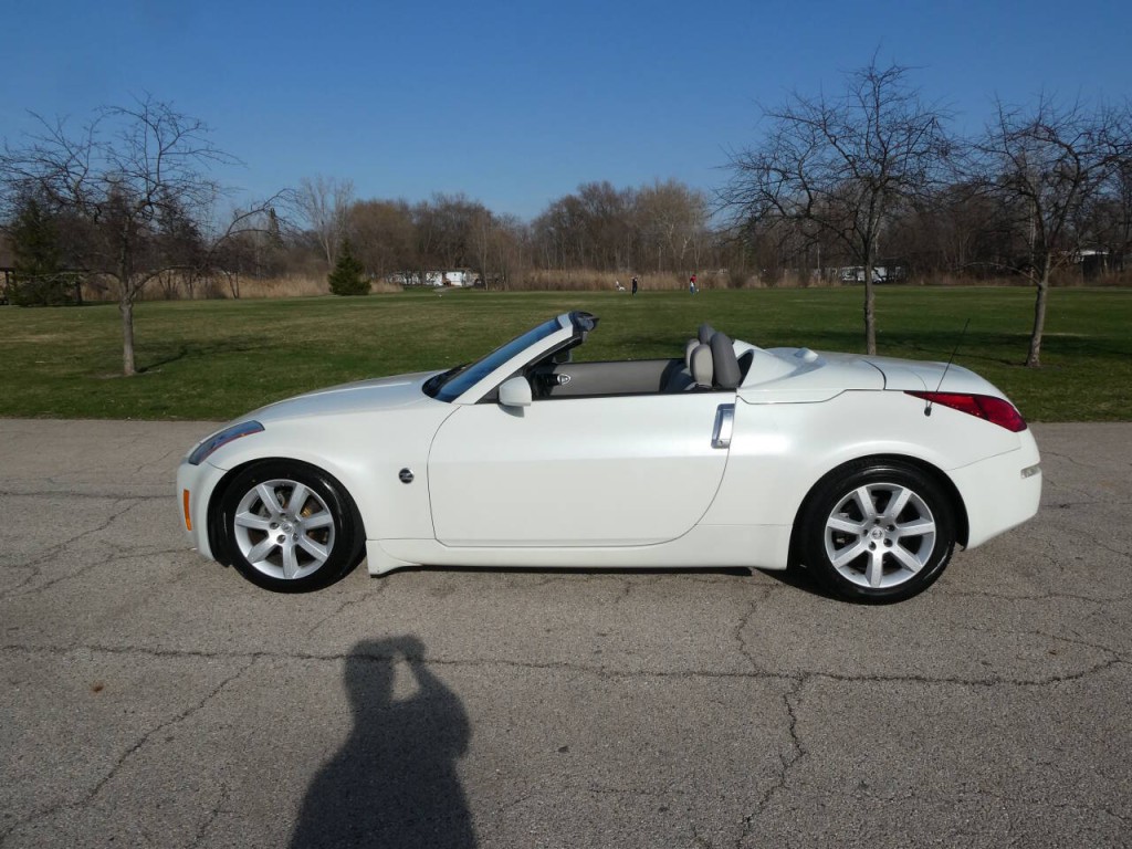 2005 Nissan 350Z Image 8