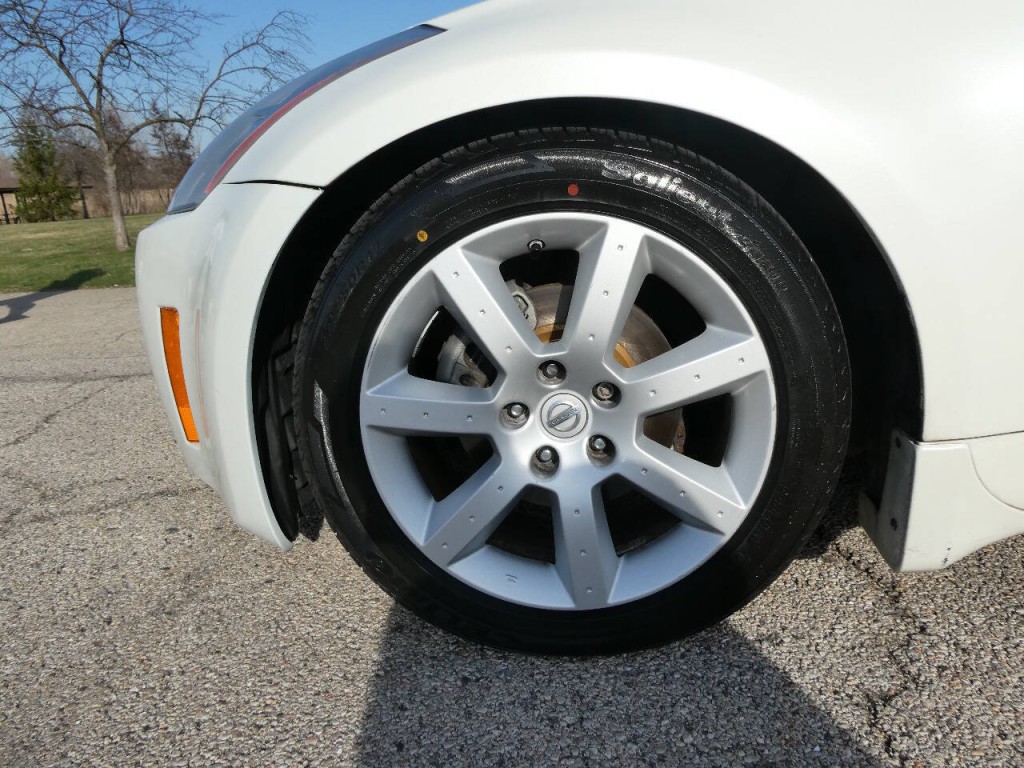 2005 Nissan 350Z Image 22
