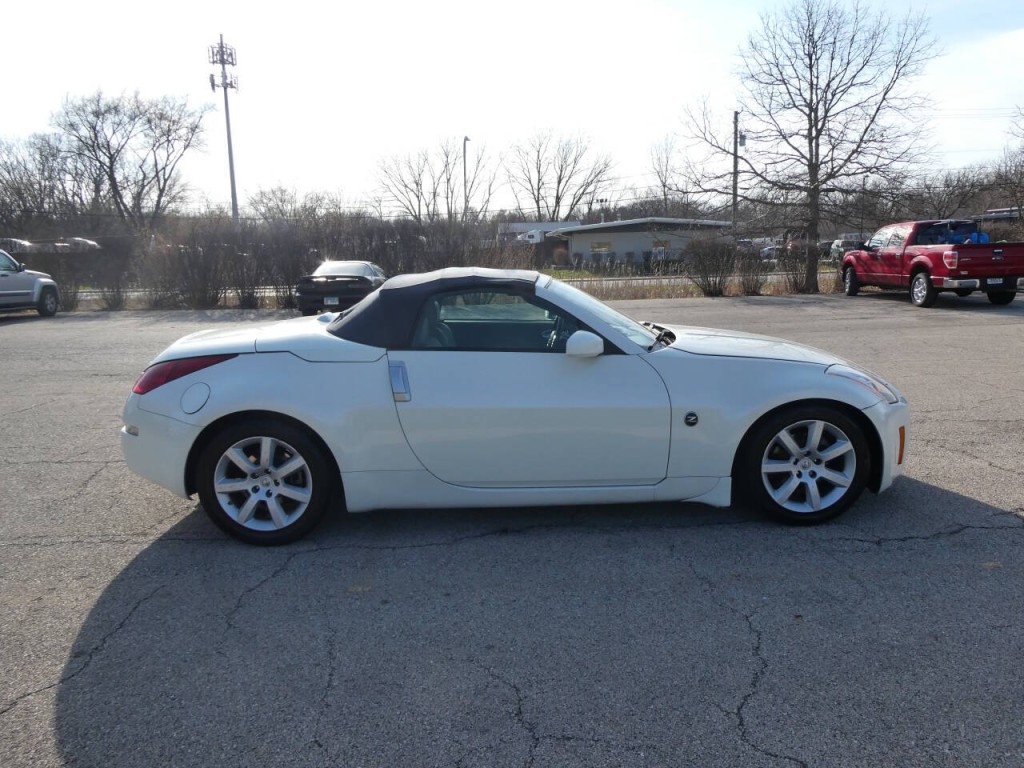 2005 Nissan 350Z Image 28