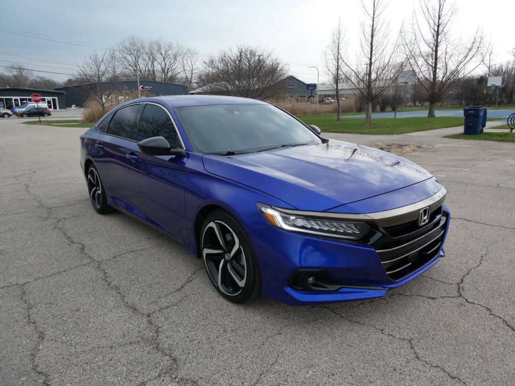 2021 Honda Accord Image 3