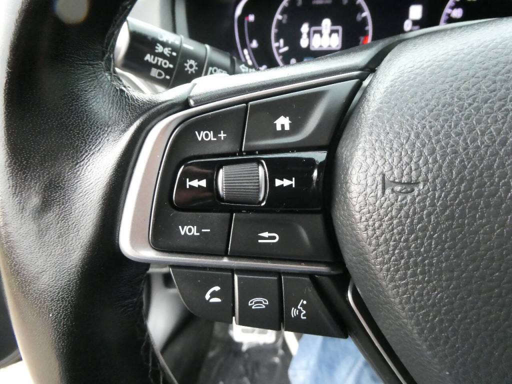 2021 Honda Accord Image 12