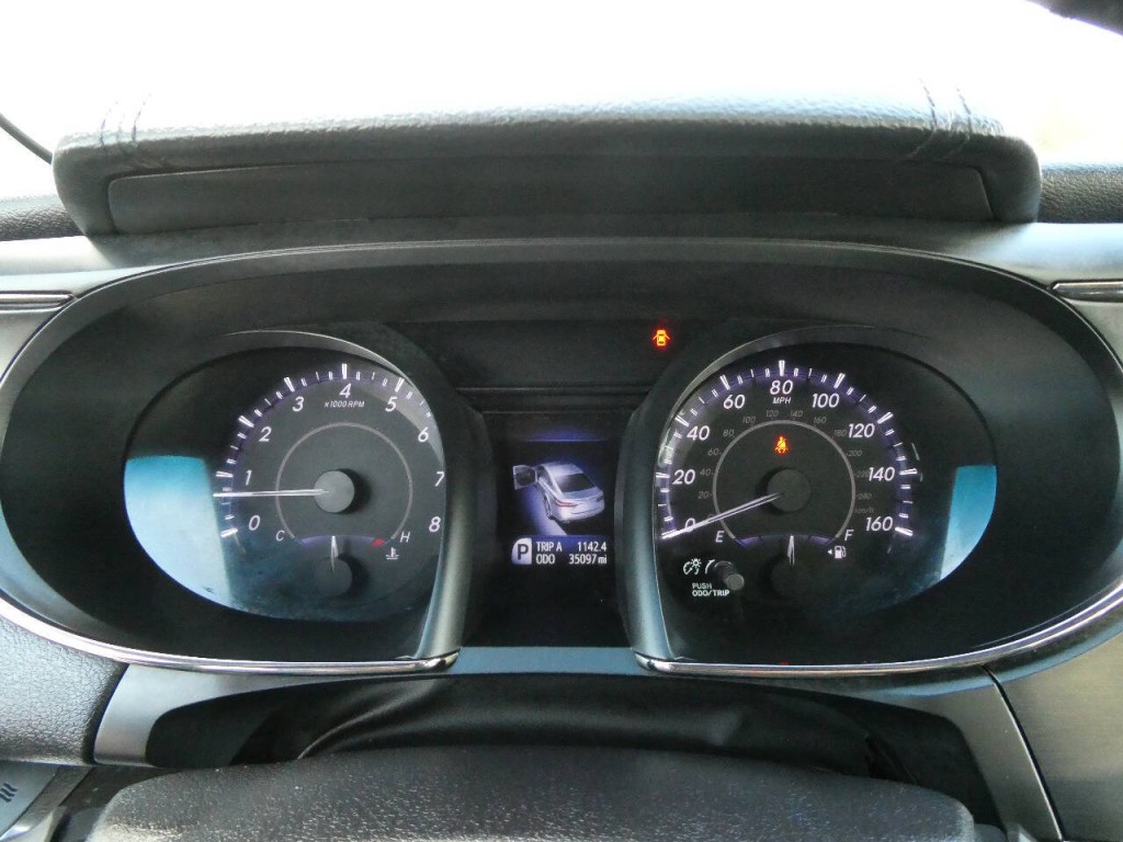 2017 Toyota Avalon Image 14
