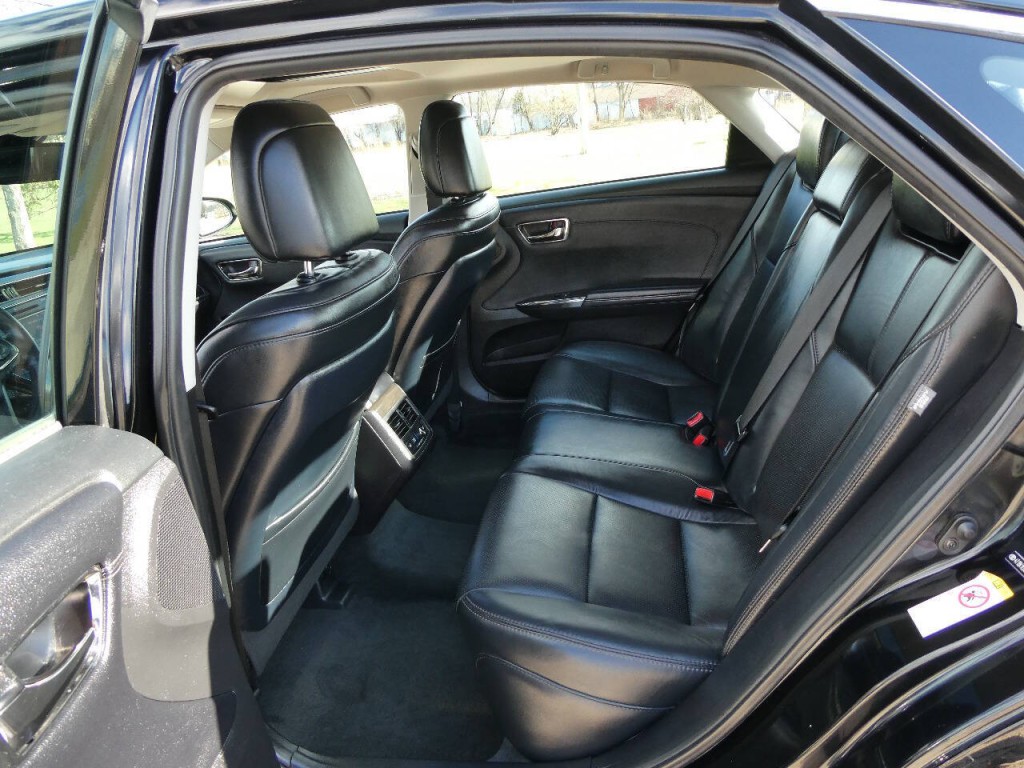 2017 Toyota Avalon Image 28