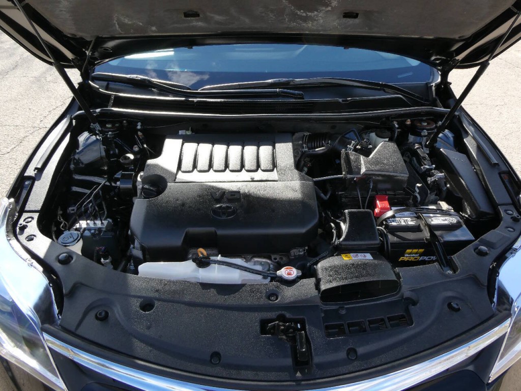 2017 Toyota Avalon Image 38