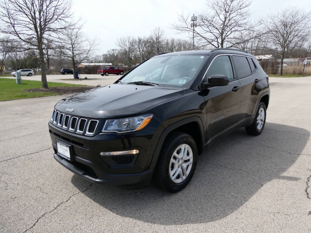 2019 Jeep Compass Image 1
