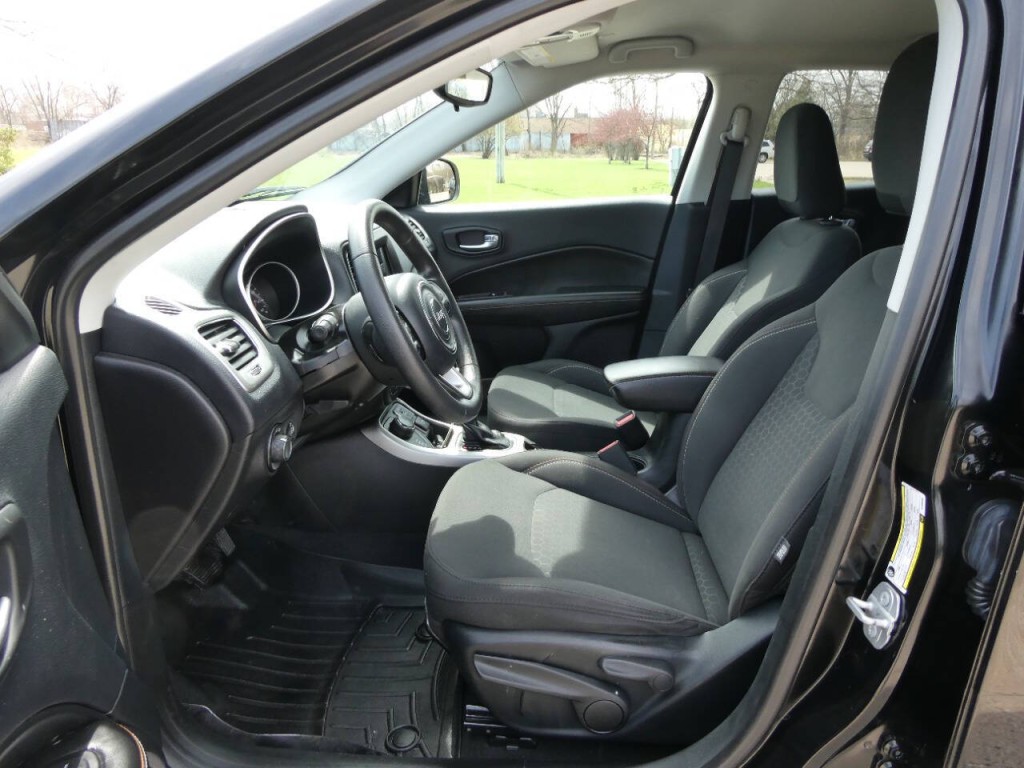 2019 Jeep Compass Image 9