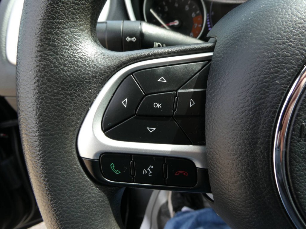 2019 Jeep Compass Image 12