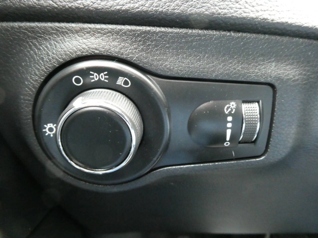 2019 Jeep Compass Image 22