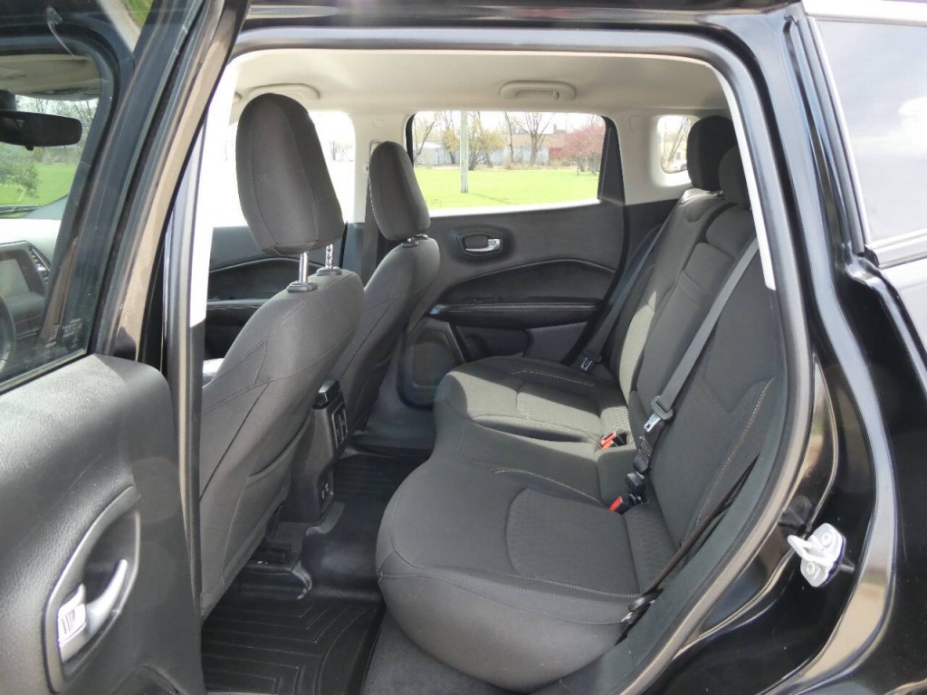 2019 Jeep Compass Image 25