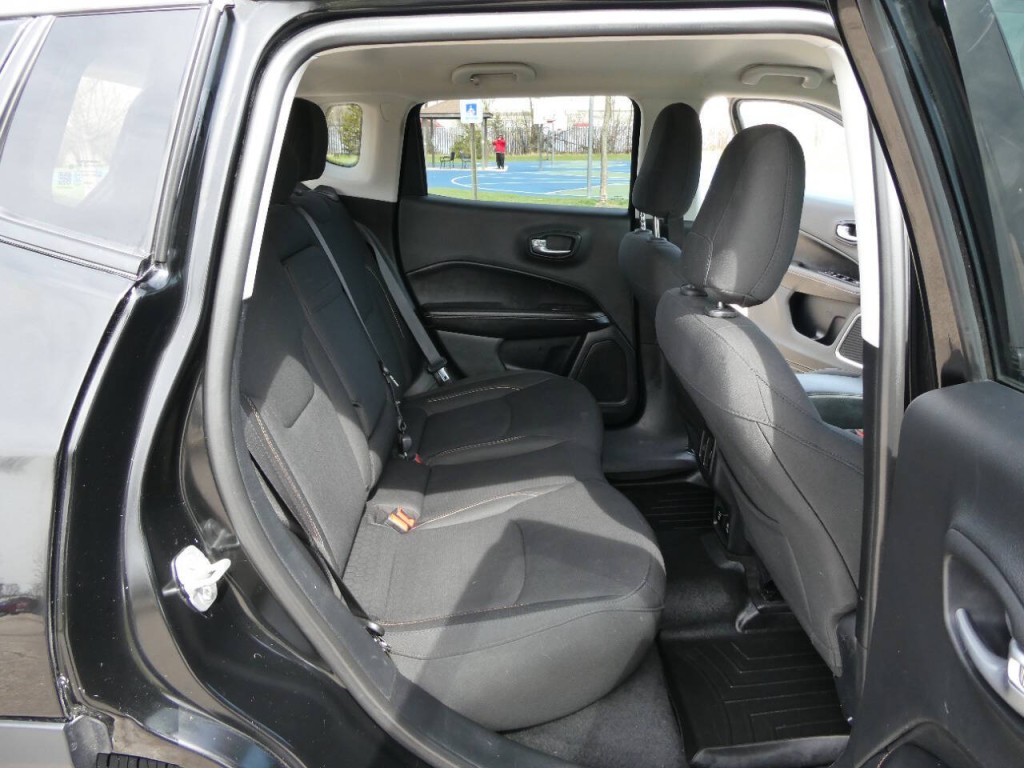 2019 Jeep Compass Image 27