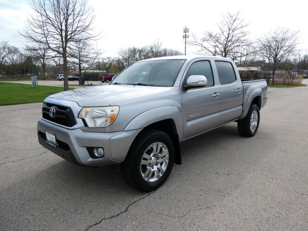 2014 Toyota Tacoma Image 1