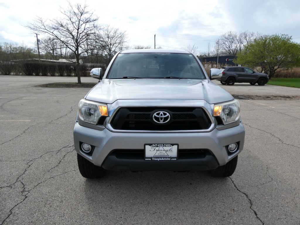 2014 Toyota Tacoma Image 2