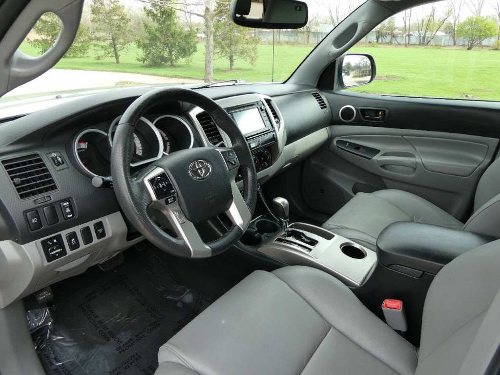 2014 Toyota Tacoma Image 10
