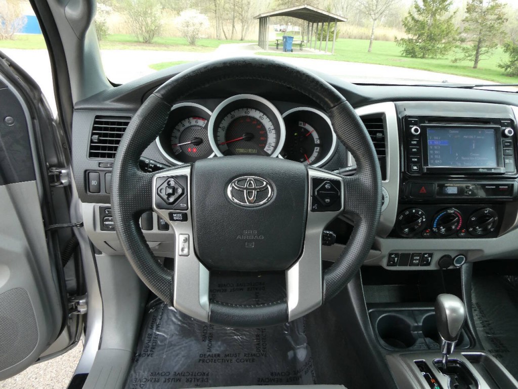 2014 Toyota Tacoma Image 11
