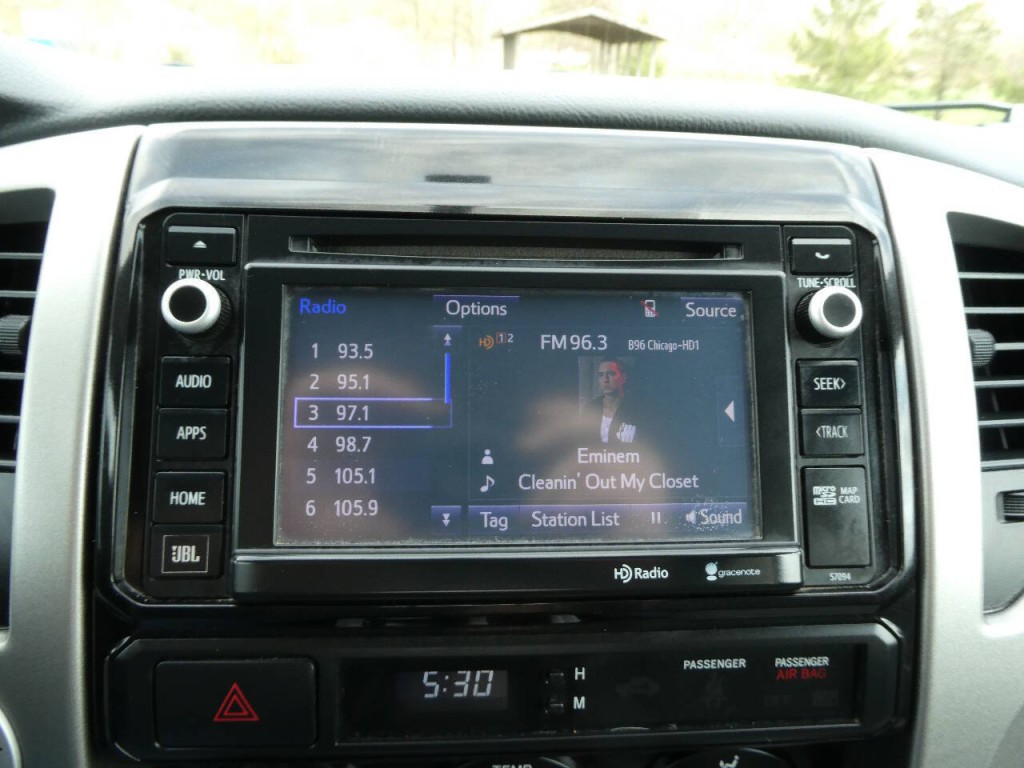 2014 Toyota Tacoma Image 17