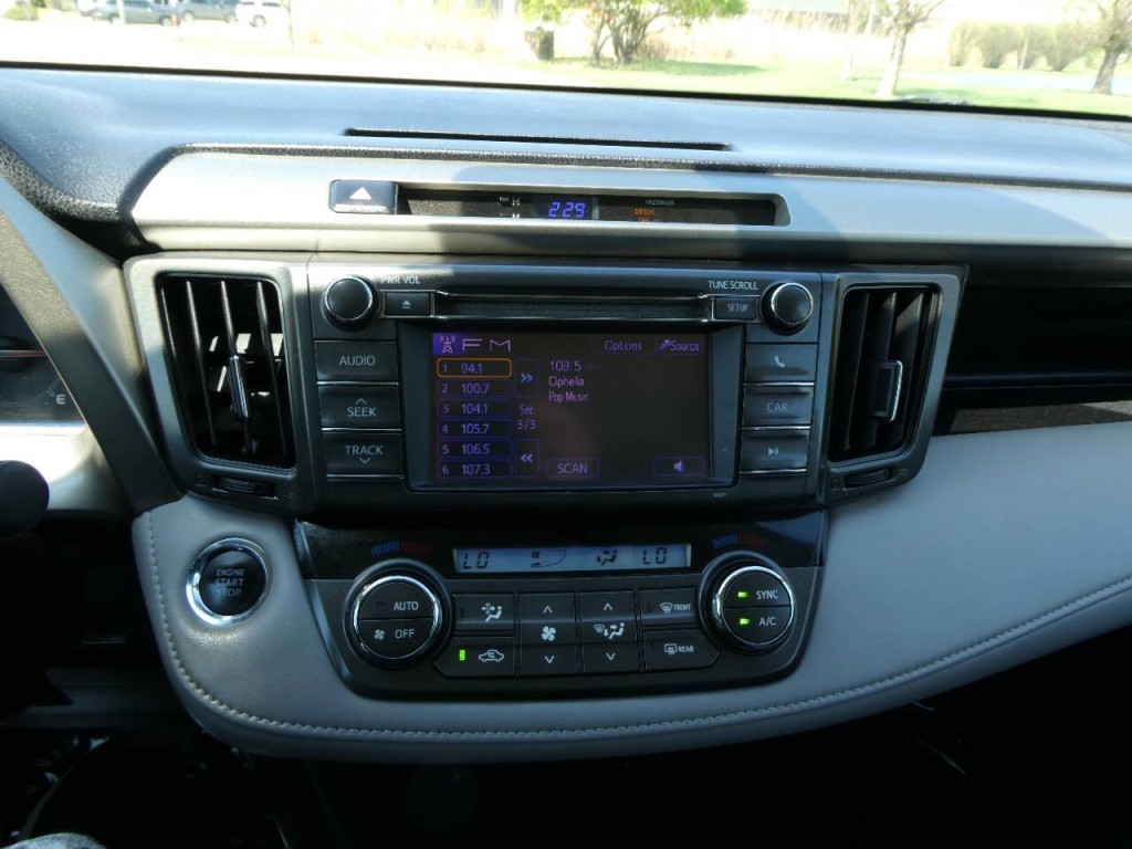 2013 Toyota Rav4 Image 16