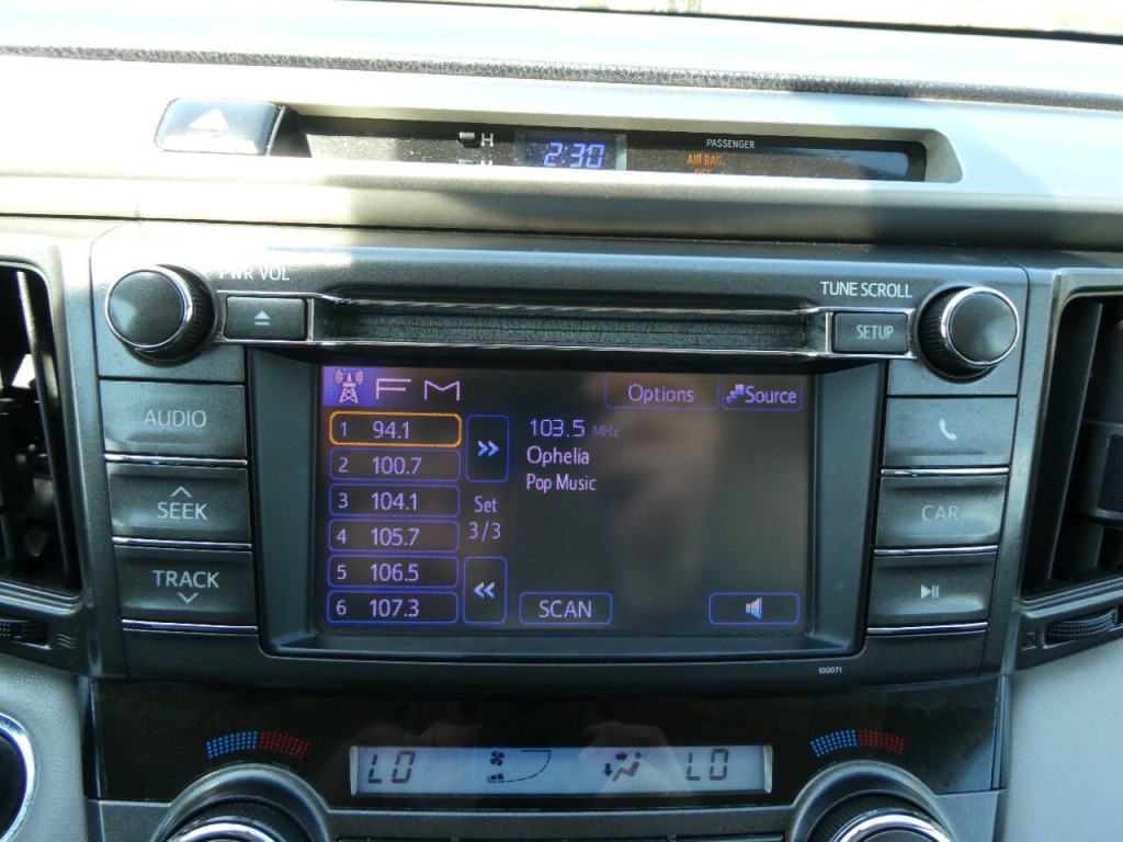 2013 Toyota Rav4 Image 17