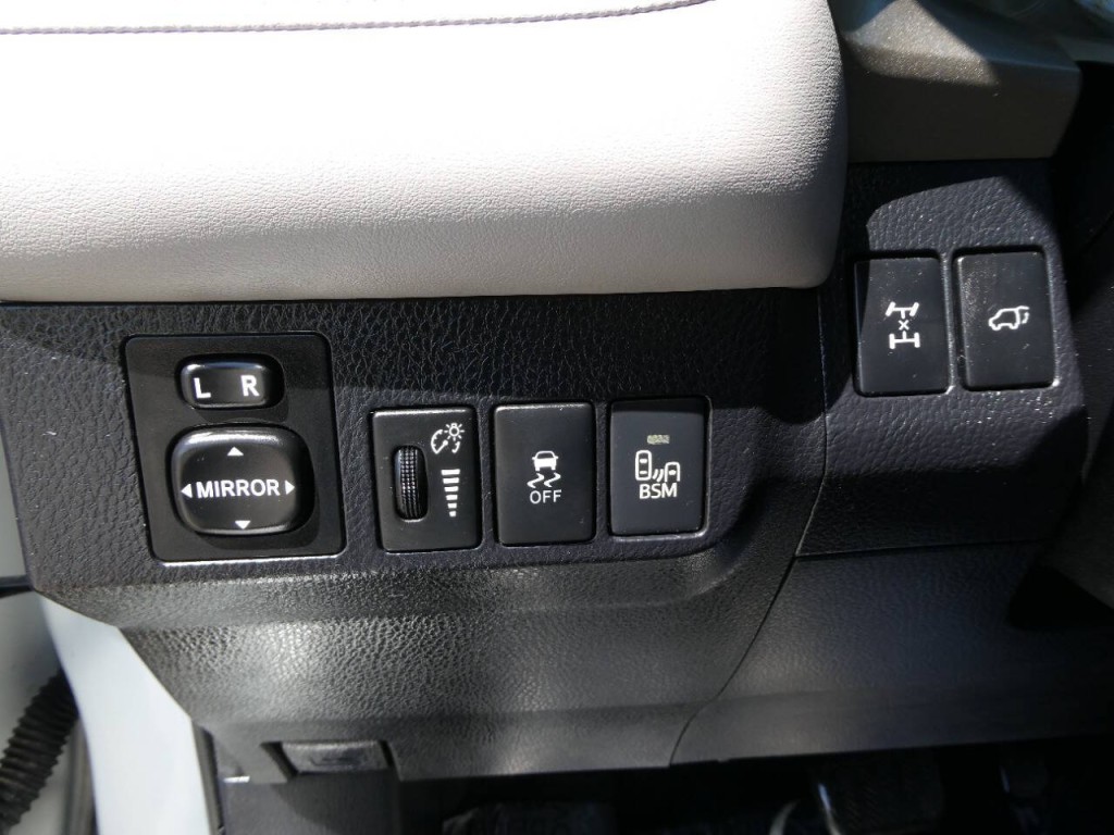 2013 Toyota Rav4 Image 22