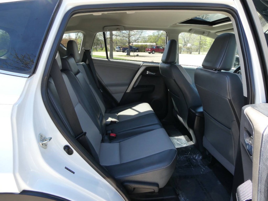 2013 Toyota Rav4 Image 28