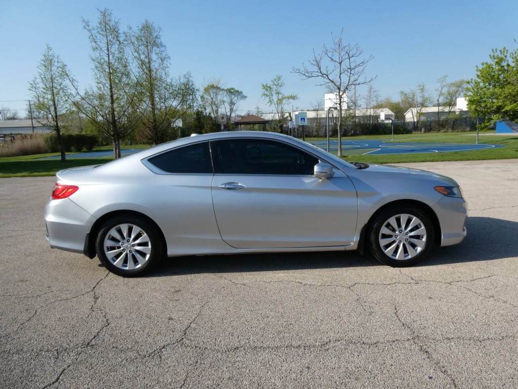 2015 Honda Accord Image 4