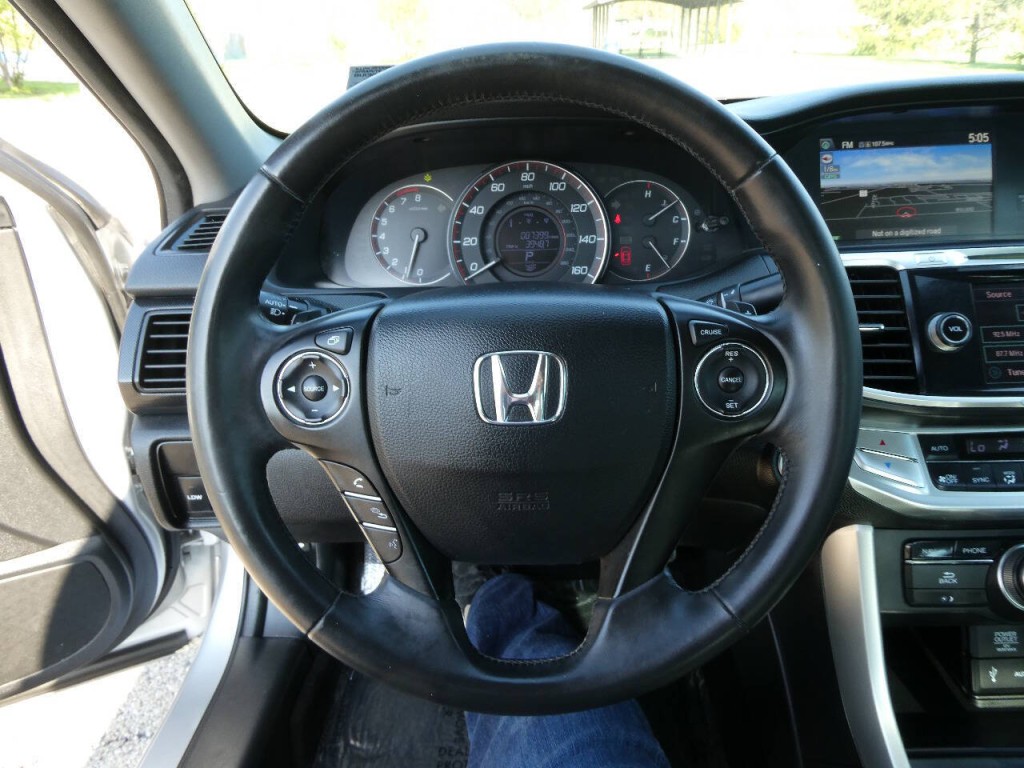 2015 Honda Accord Image 11