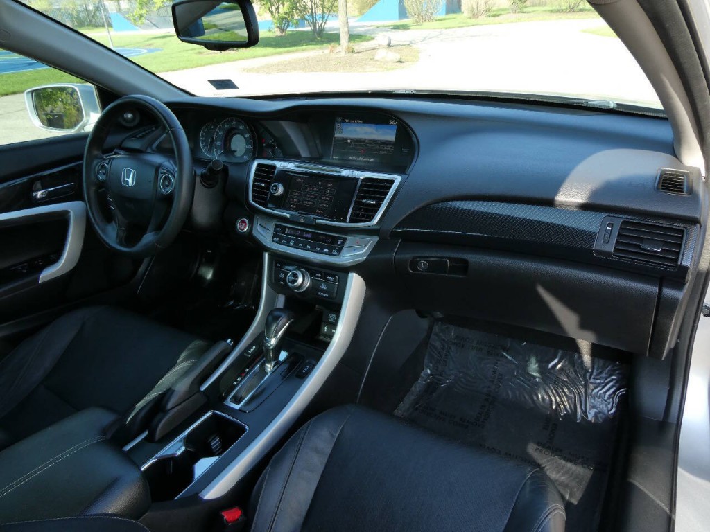 2015 Honda Accord Image 29