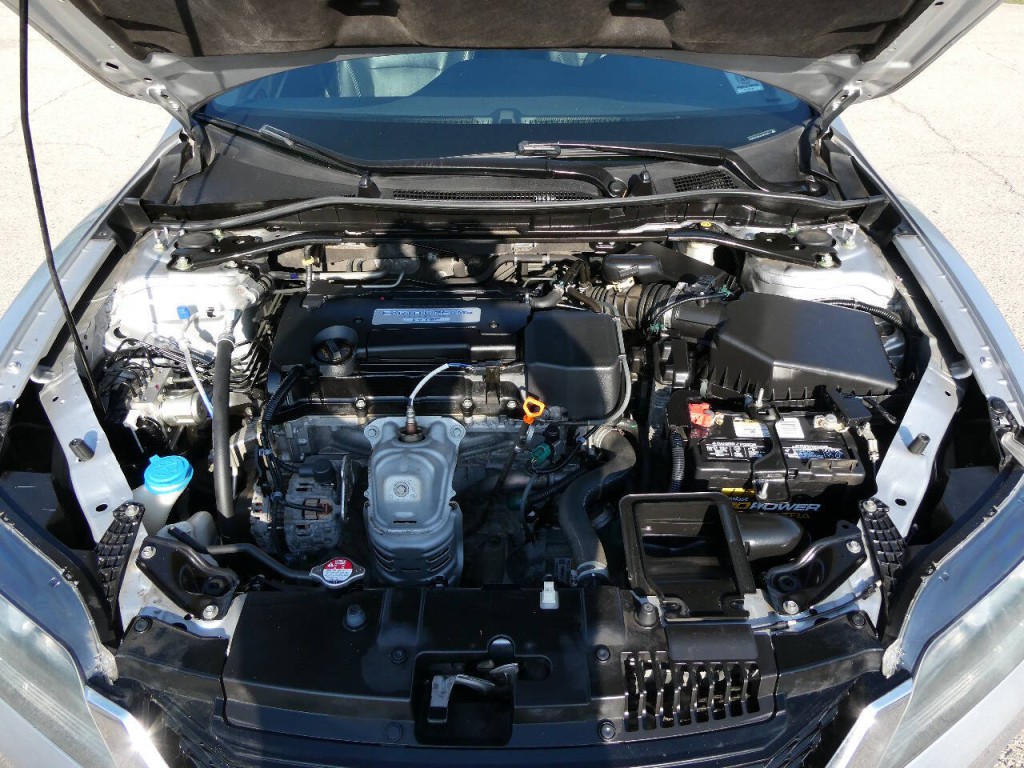 2015 Honda Accord Image 32