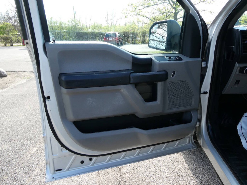 2017 Ford F-150 Image 17