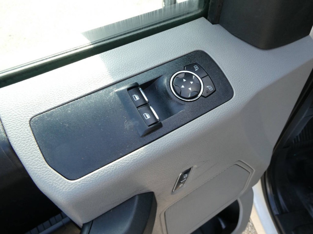 2017 Ford F-150 Image 18