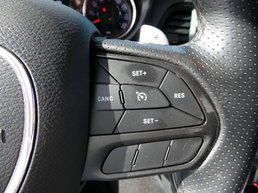 2023 Dodge Challenger Image 13