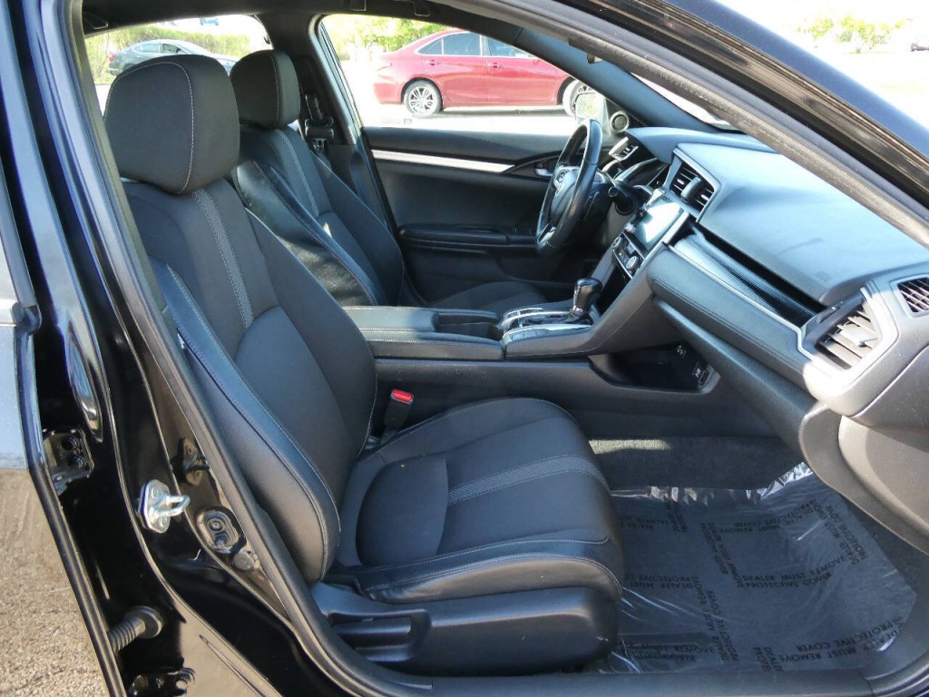 2019 Honda Civic Image 25