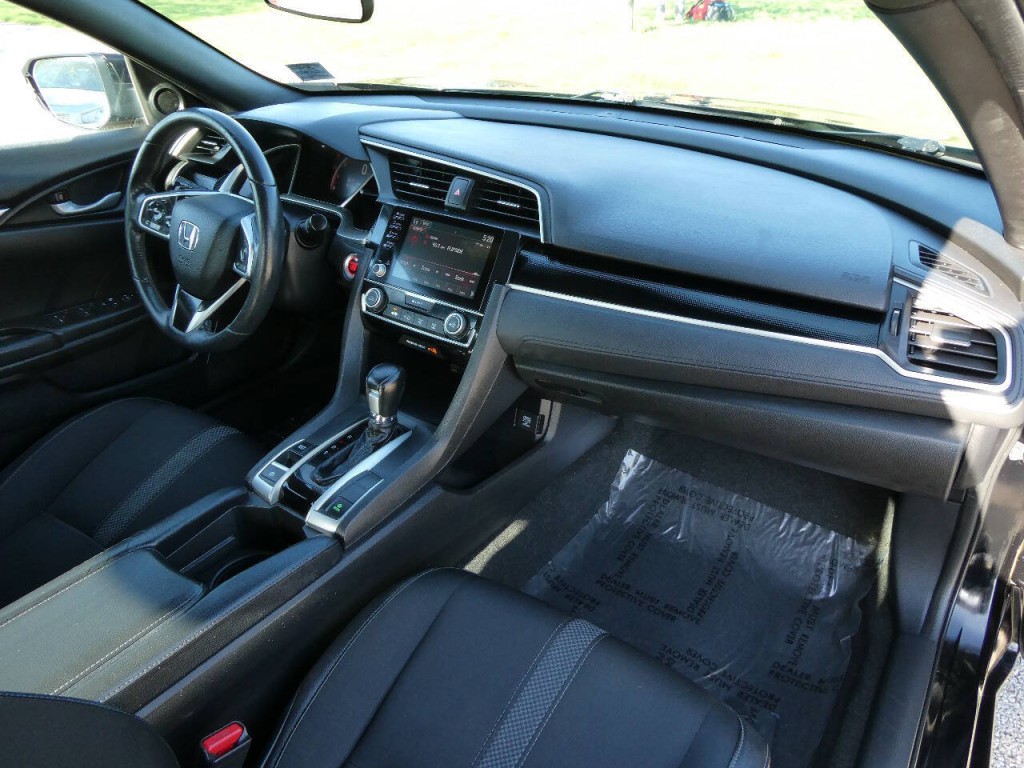 2019 Honda Civic Image 26